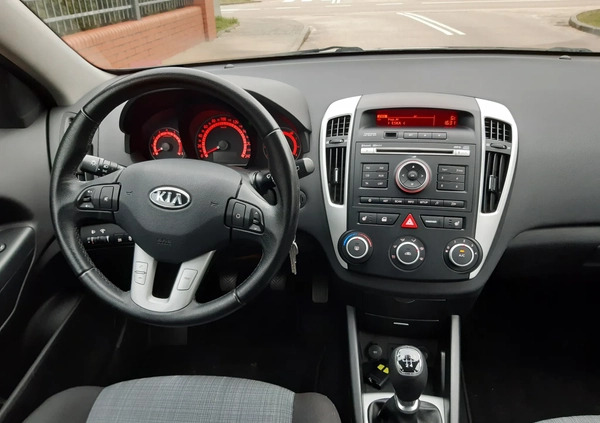 Kia Ceed cena 23999 przebieg: 127190, rok produkcji 2010 z Gdynia małe 29